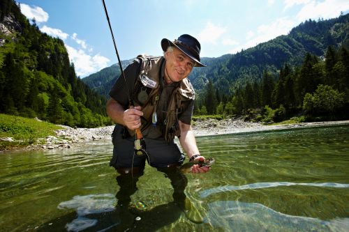 Fliegenfischerprofi Franz Zraunig